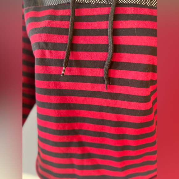 Hot topic - Picture 11 of 14